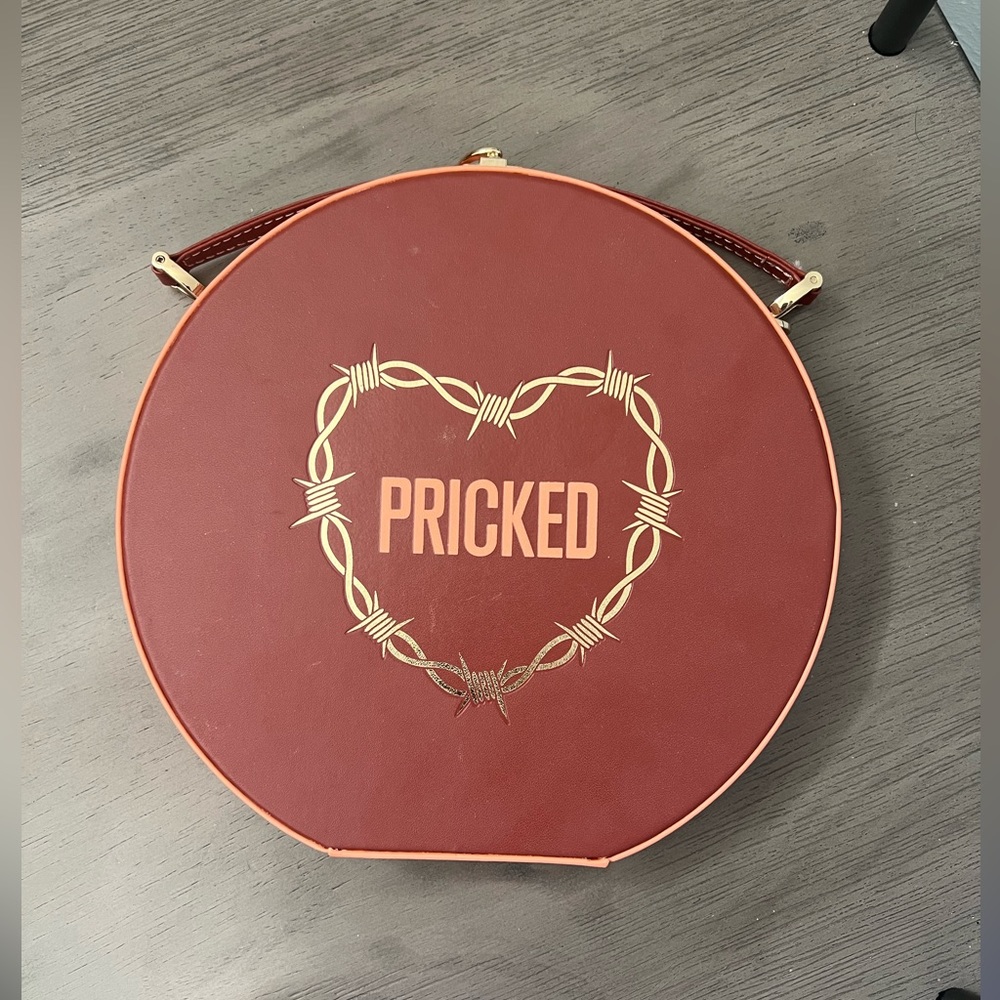 JSC Pricked Palette